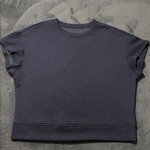 Women’s medium blouse dark blue textured pattern soft stretchy oversized elegant